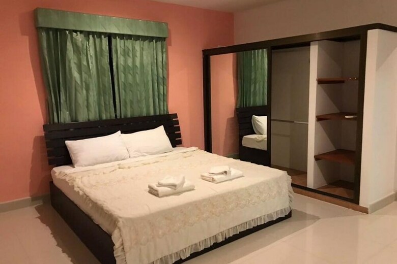 Hotel Capital O916 Chill Chill D Pool Villa