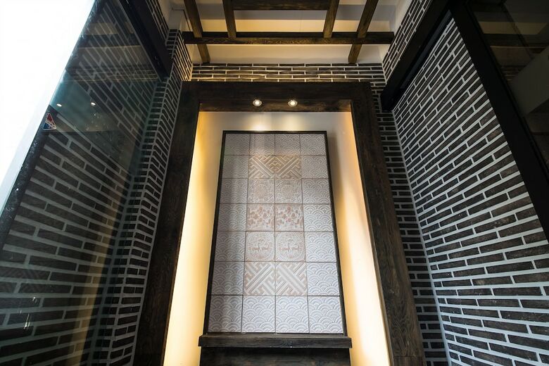 Smart Tourist Hotel