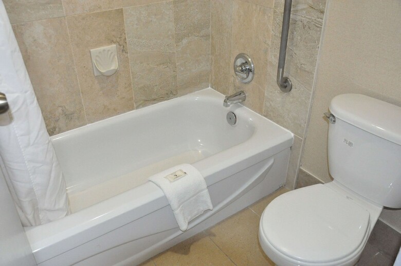 Hotel Ramada By Wyndham Abbotsford