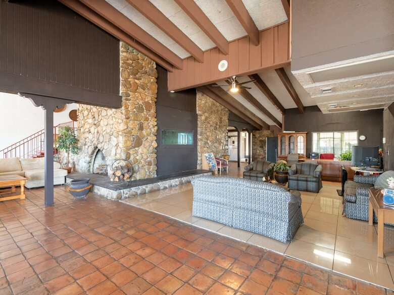 Motel Oyo Hotel Bay City Tx-35