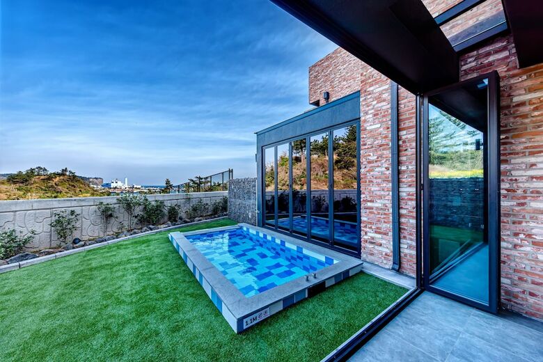 Ocean Brick
