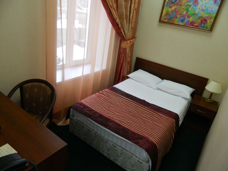 Hotel Bogemia On Vavilova Street