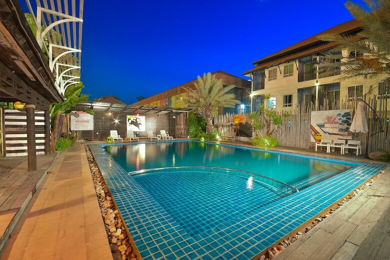 Season Palace Huahin Hotel