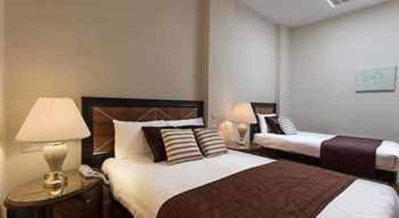 Russ Hill Hotel