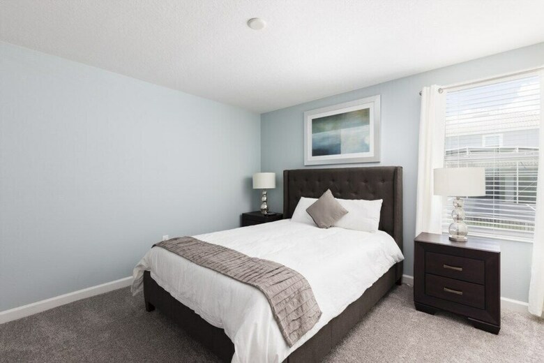 Champions Gate 1598 - Eight Bedroom Pool Home