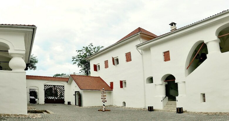 Hotel Dvor Podznoeva