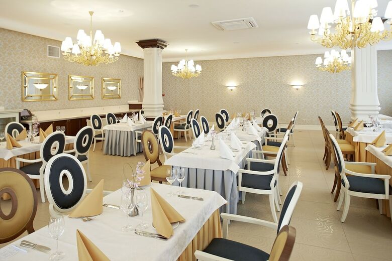 Hotel Dvor Podznoeva