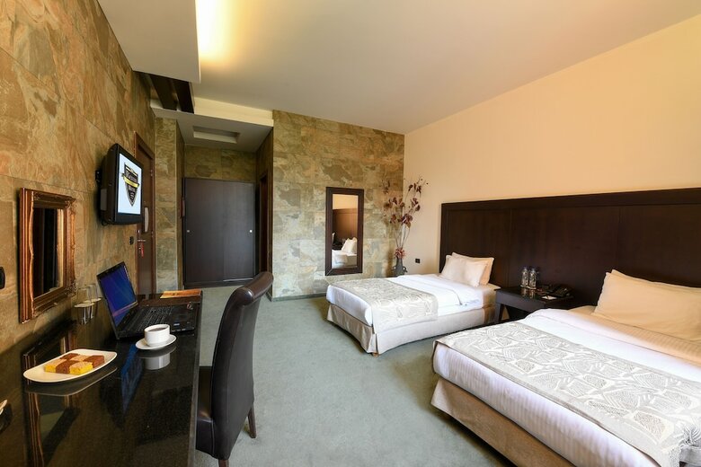 Reston Hotel