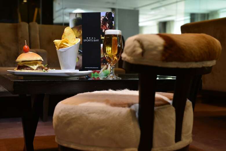 Hotel Real Parque