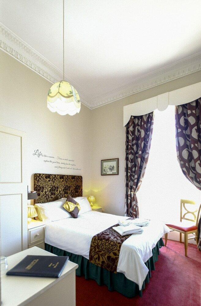 The Richmoor Hotel