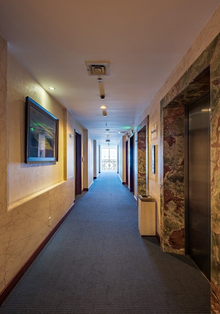 Aquari Hotel