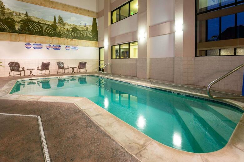 Hotel Hawthorn Suites By Wyndham Napa Valley