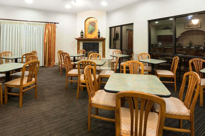 Hotel Hawthorn Suites By Wyndham Napa Valley