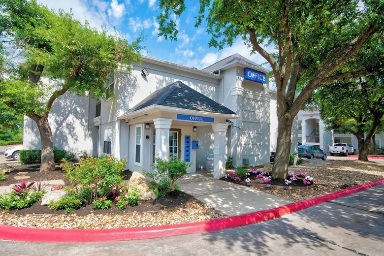 Motel Studio 6 Austin, Tx - Midtown