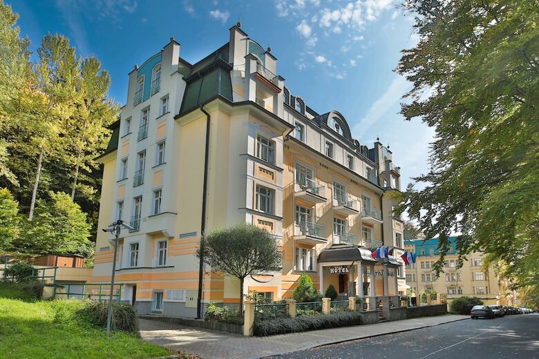 Villa Savoy Spa Park Hotel