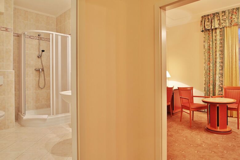 Villa Savoy Spa Park Hotel