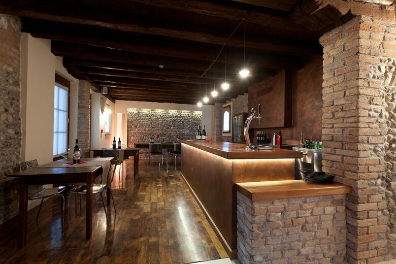 Hotel Antico Borgo Torricella