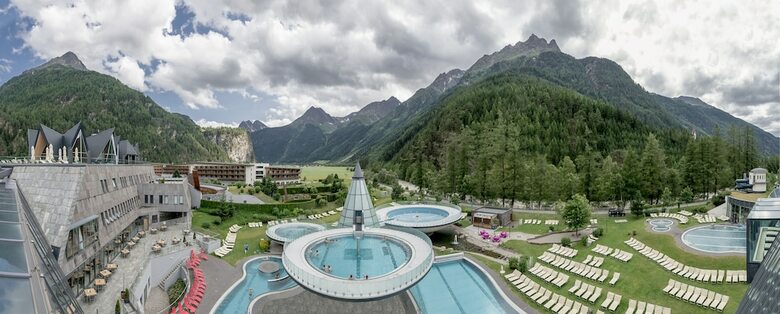 Hotel Aqua Dome - Tirol Therme L�ngenfeld