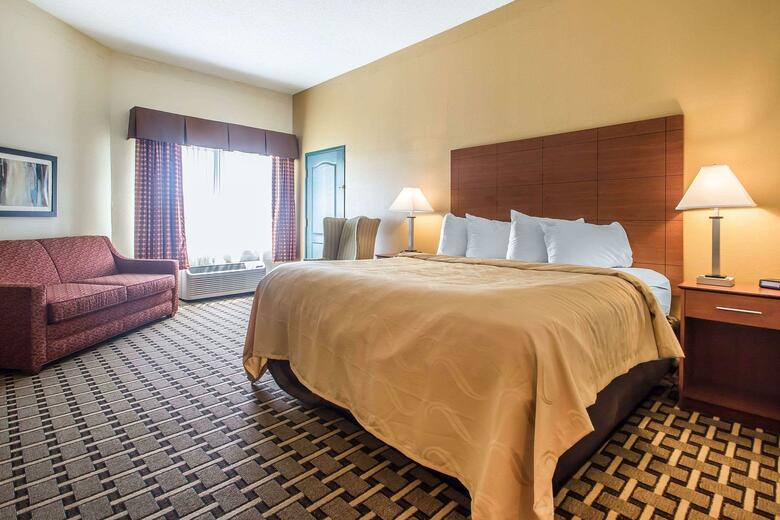 Hotel Quality Inn & Suites