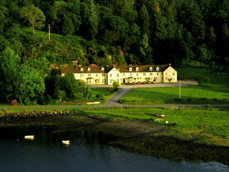 Knipoch Hotel