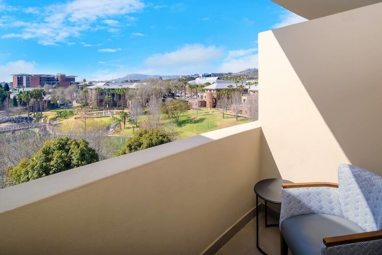 Protea Hotel By Marriott Roodepoort