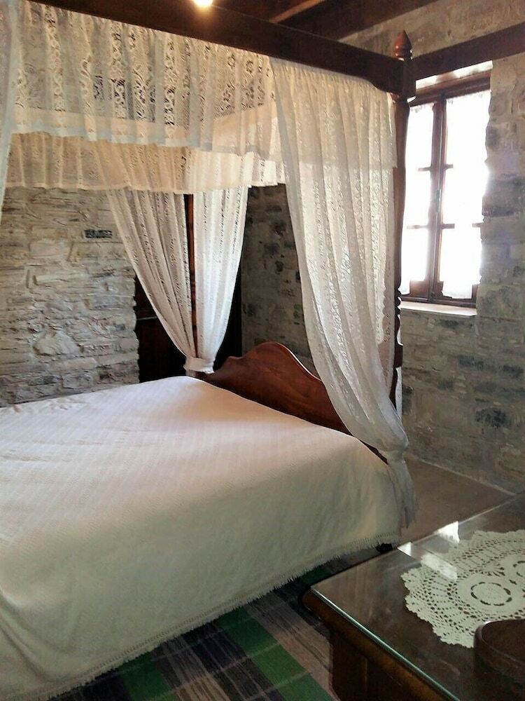 Romios Holiday Apartments
