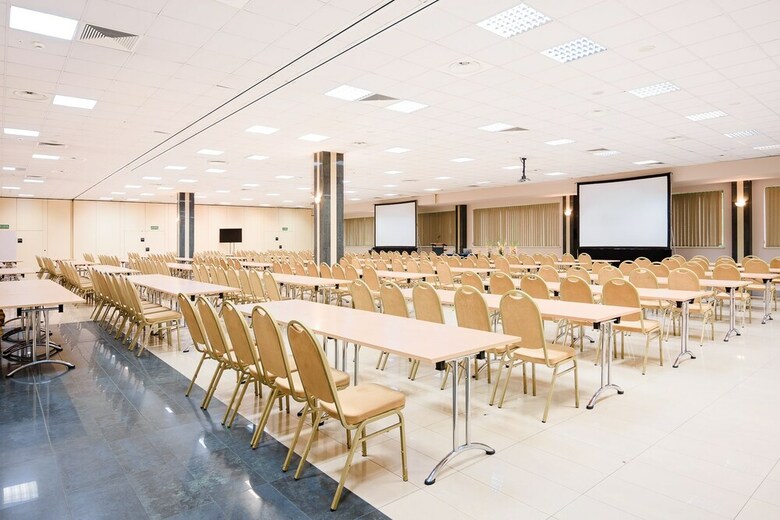 Sangate Hotel Airport