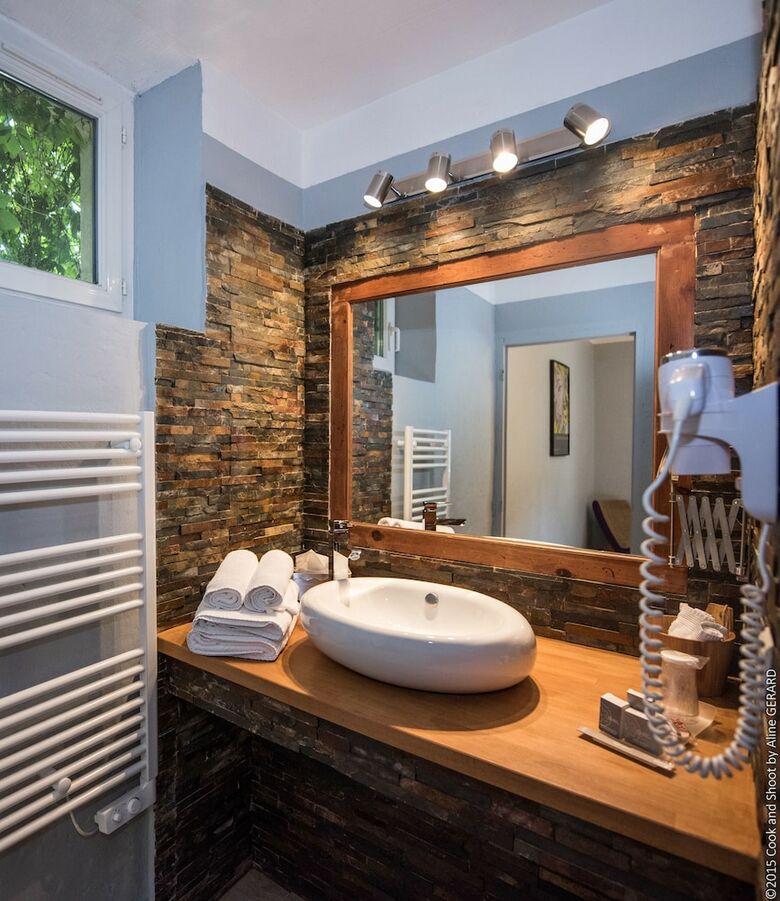Hotel H�tel La Magnanerie, C�t� Bistro