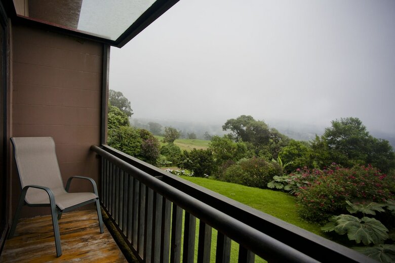 Hotel Poas Volcano Lodge