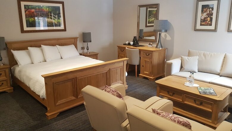 Stone House Hotel