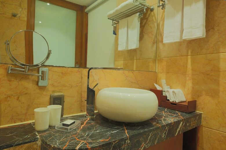 Hotel Radisson Blu Kaushambi Delhi Ncr