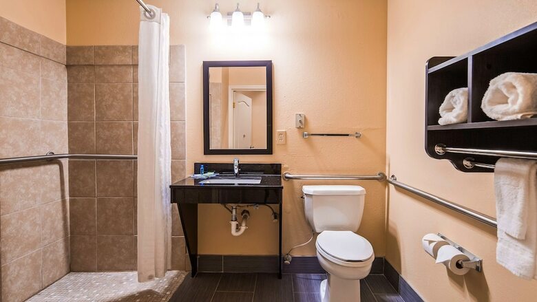 Hotel Best Western Bradbury Inn & Suites