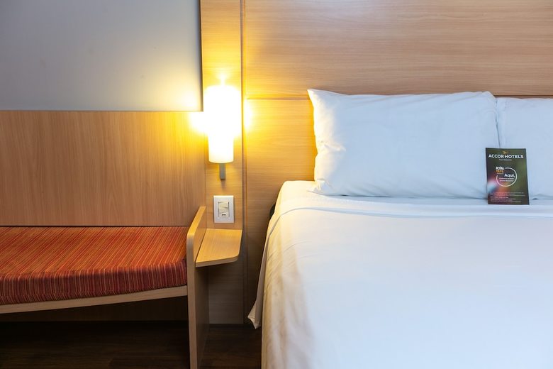 Ibis Copacabana Posto 2 Hotel