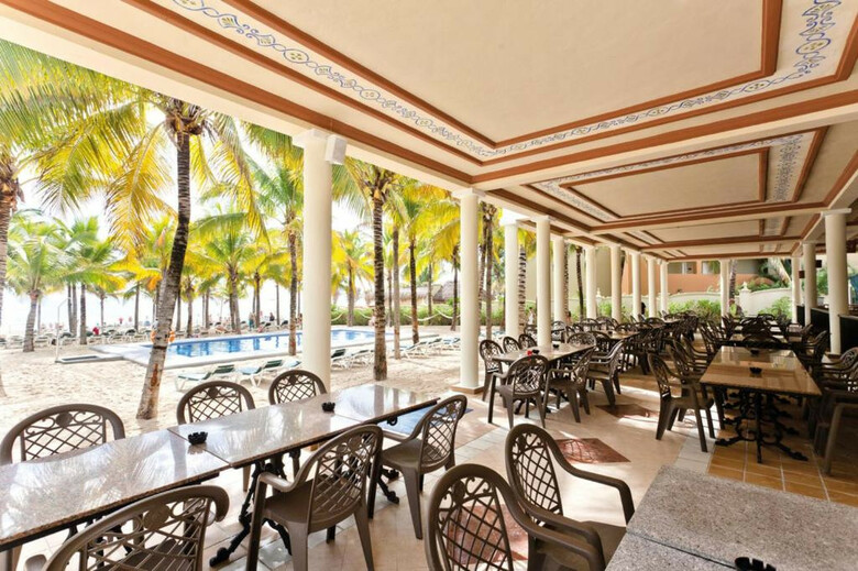 Hotel Riu Lupita