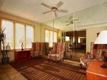 Clarion Hotel Phoenix - Chandler
