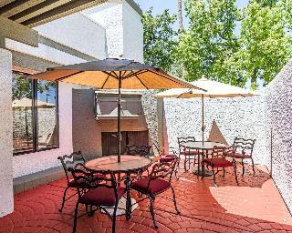 Clarion Hotel Phoenix - Chandler