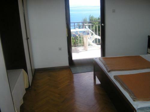 Apartments Goldy Icici
