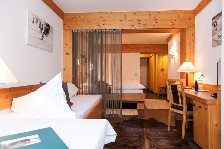 Hotel Am Dorfplatz Suites - Adults Only
