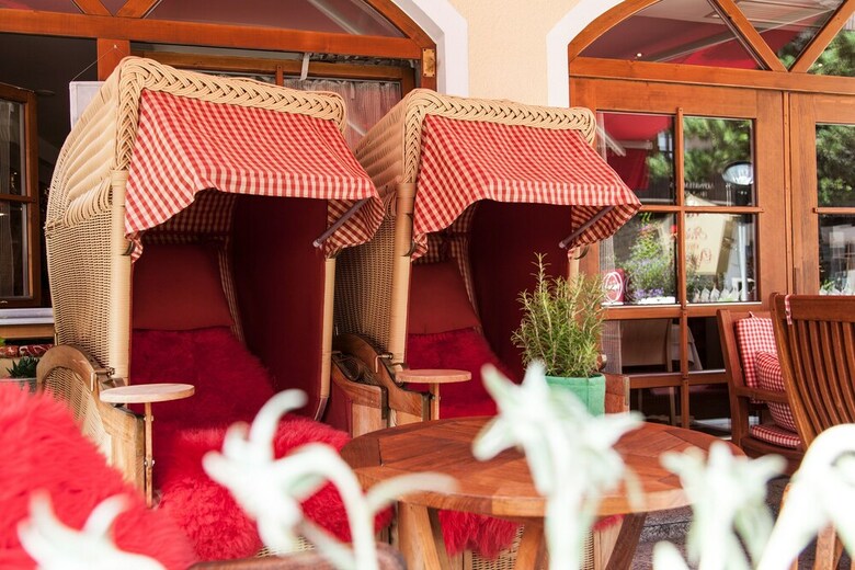 Hotel Am Dorfplatz Suites - Adults Only