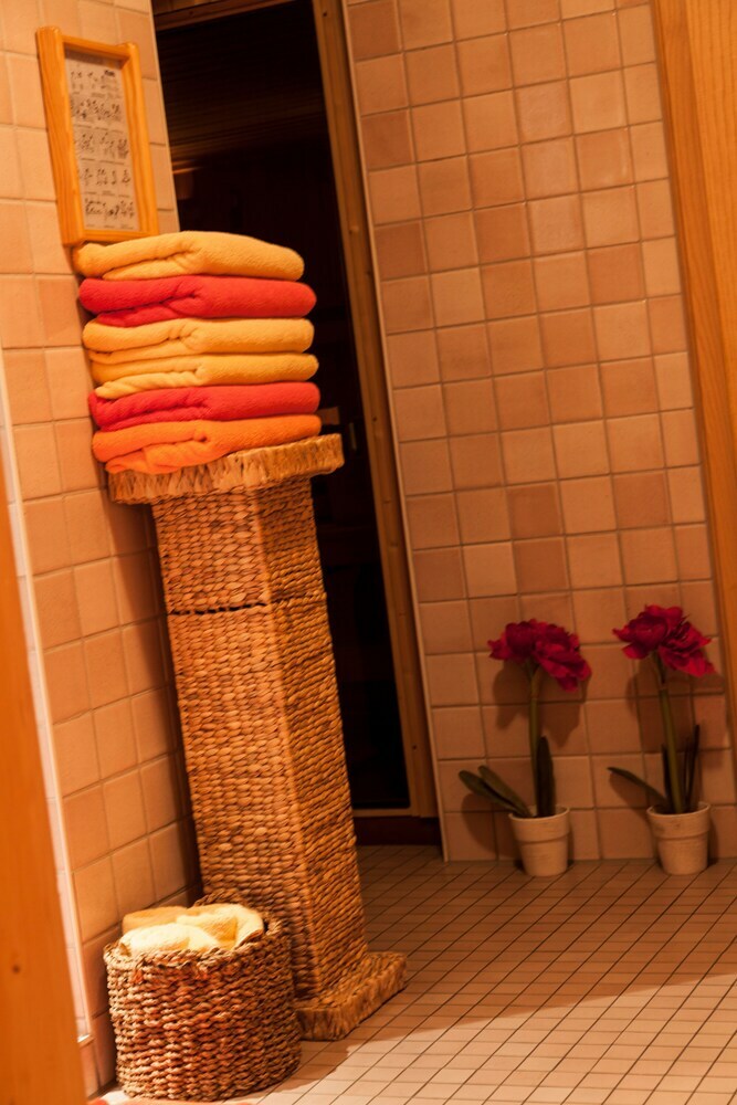 Hotel Am Dorfplatz Suites - Adults Only