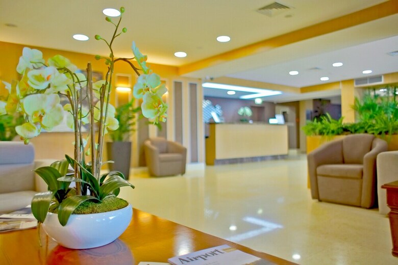 Ovis Hotel