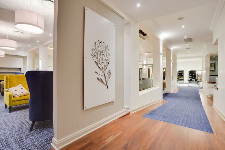NH The Lord Charles Hotel