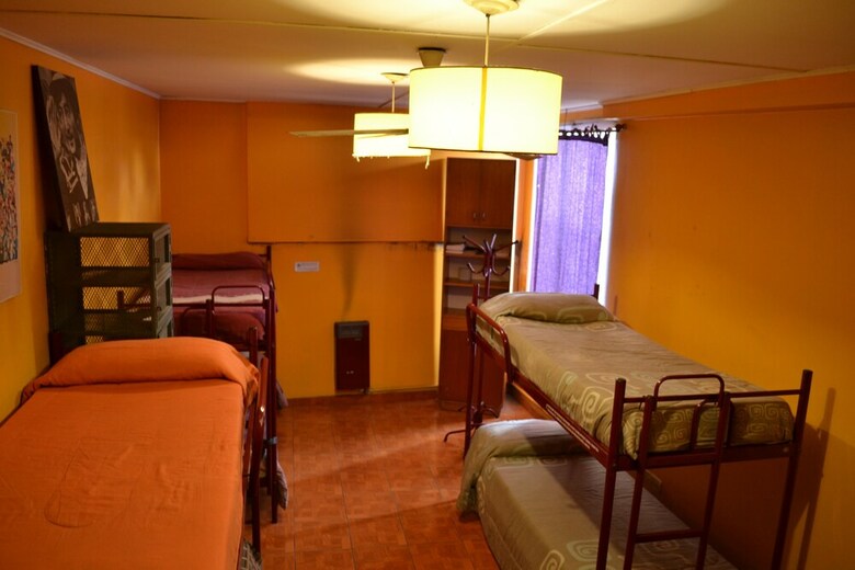 Hostal Garden House Hostel