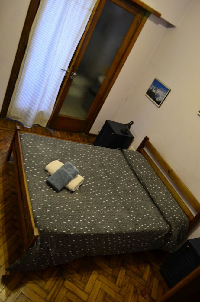 Hostal Garden House Hostel