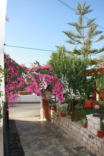 Kastro Apartments