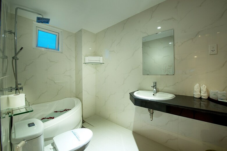 Fansipan Danang Hotel