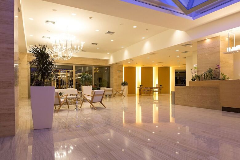 Hotel The Royal Blue