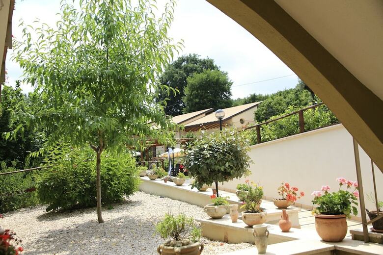 Bed & Breakfast Acasamia Wine Resort - Borgo Salella