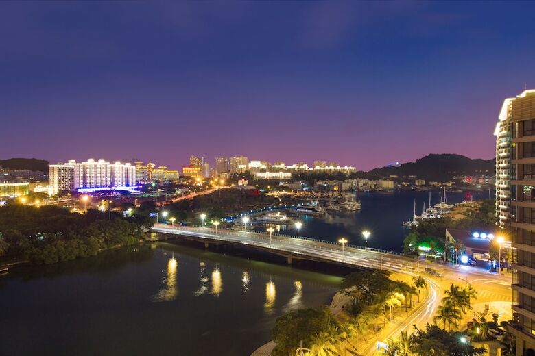 Hotel Crowne Plaza Sanya City Center