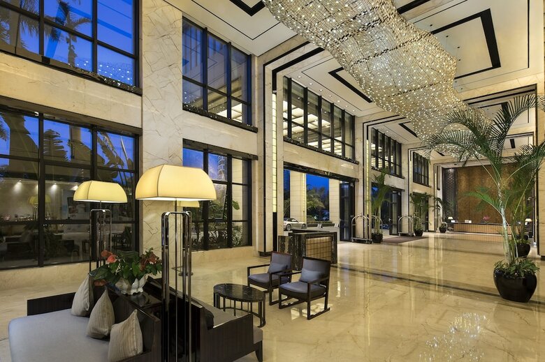 Hotel Crowne Plaza Sanya City Center